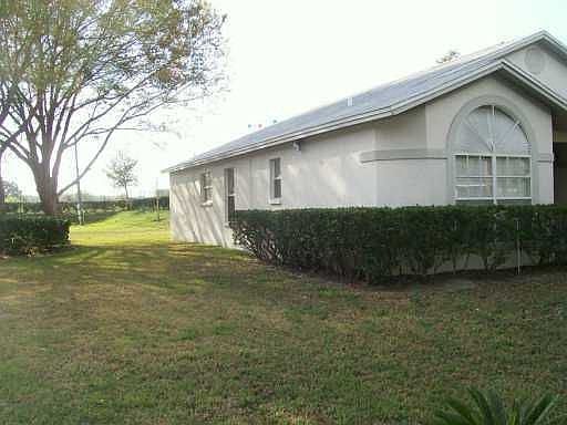 2nd image of 28203 Tanglewood Dr