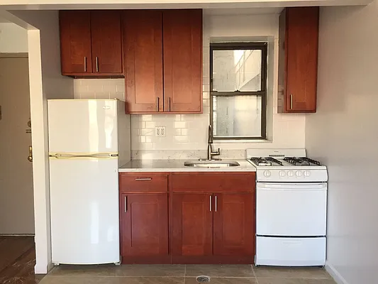 Rented by J Misrahi Realty Corp | media 14
