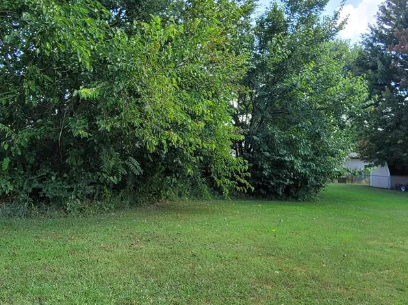 000 Commercial Street, Buffalo, MO 65622