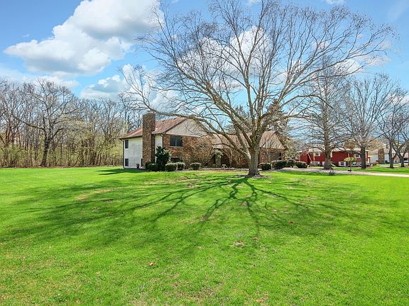 2nd image of 47W845 Timberview Dr