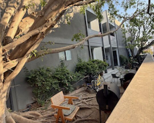 5th image of 38 Horizon Ave