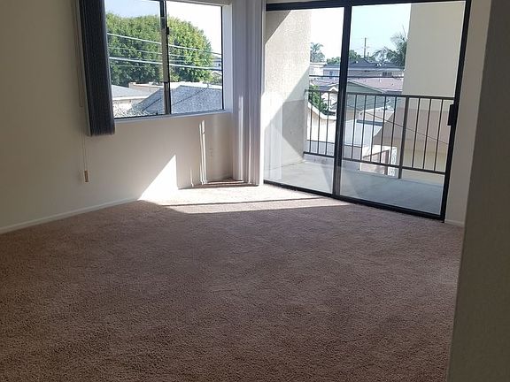 5th image of 2424 S Leland St APT 11