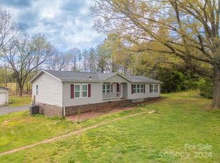 4017 C & B Farm Rd, Conover, NC 28613