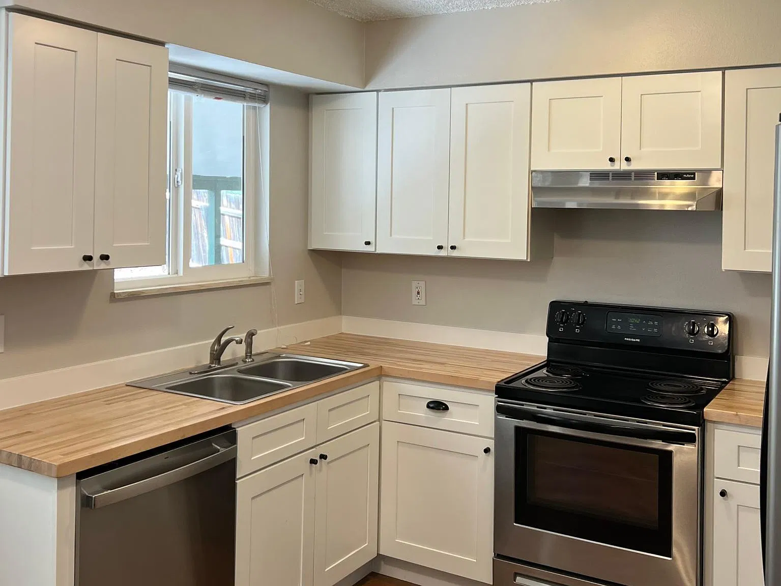 12556 W 8th Pl — Photo 4