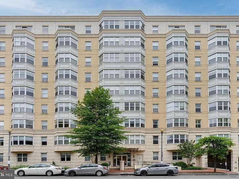 1111 11th St NW #201 — Photo 1