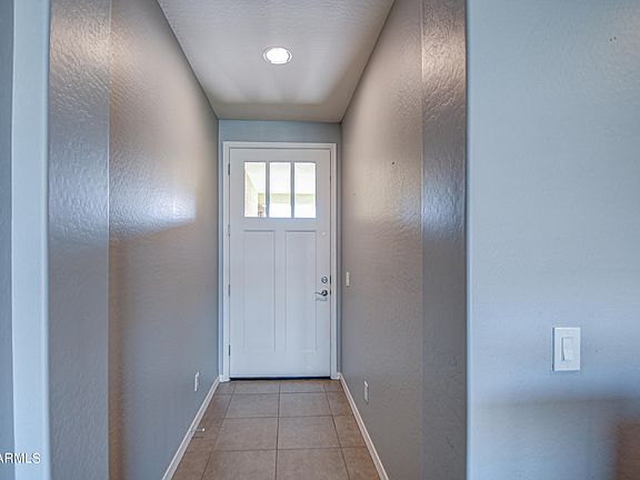 5th image of 41244 W SOMERSET Drive