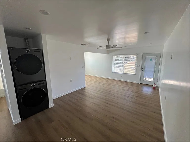 1541 N Hope Ave — Photo 4