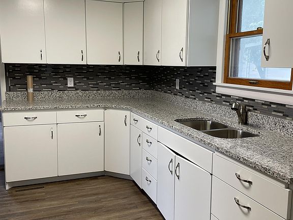 4th image of 103 C St
