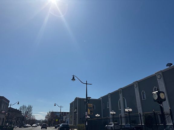 4th image of 166 Scheerer Ave