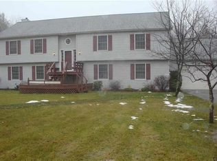 24 Catlin Rd, Averill Park, NY 12018