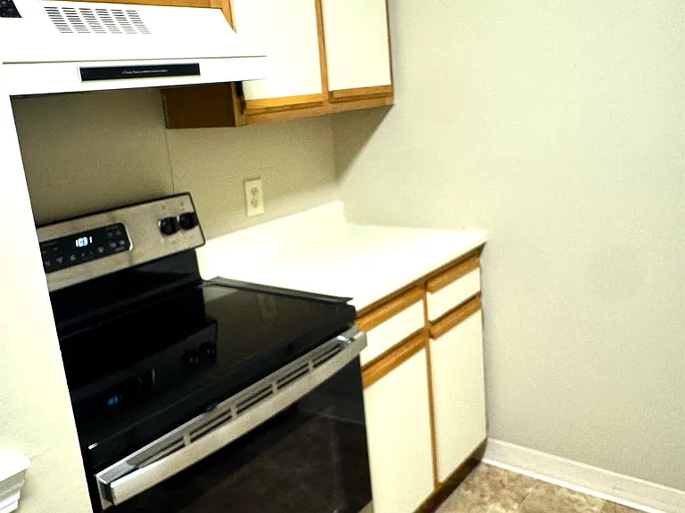 130 Eastern Ave #302 — Photo 20