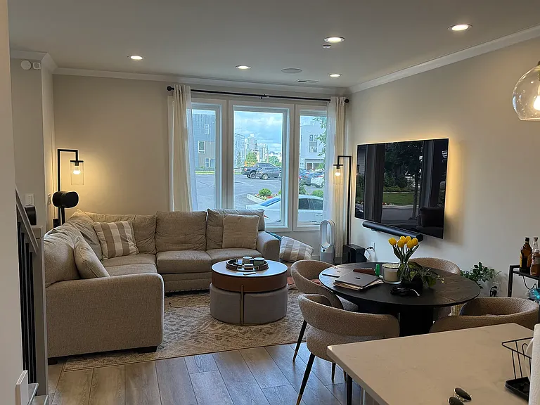 3100 Schirra Ln #120 — Photo 5