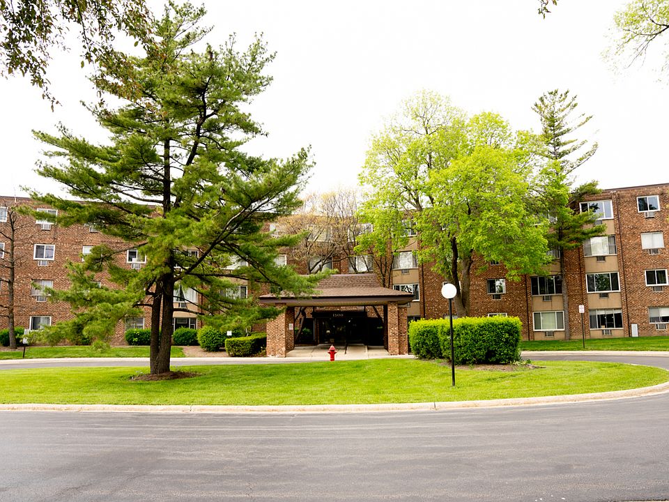 1st image of 1500 Robin Cir APT 420