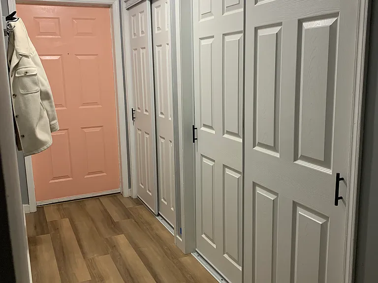 43 Hawthorne Cir #43 — Photo 2