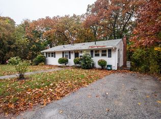 42 Iowa St, Worcester, MA 01602