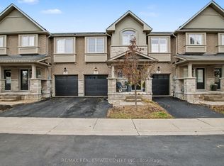 215 Dundas St E #4, Hamilton, ON L8B0X2