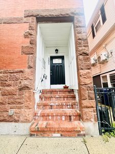 151 W 6th St APT 1, South Boston, MA, 02127