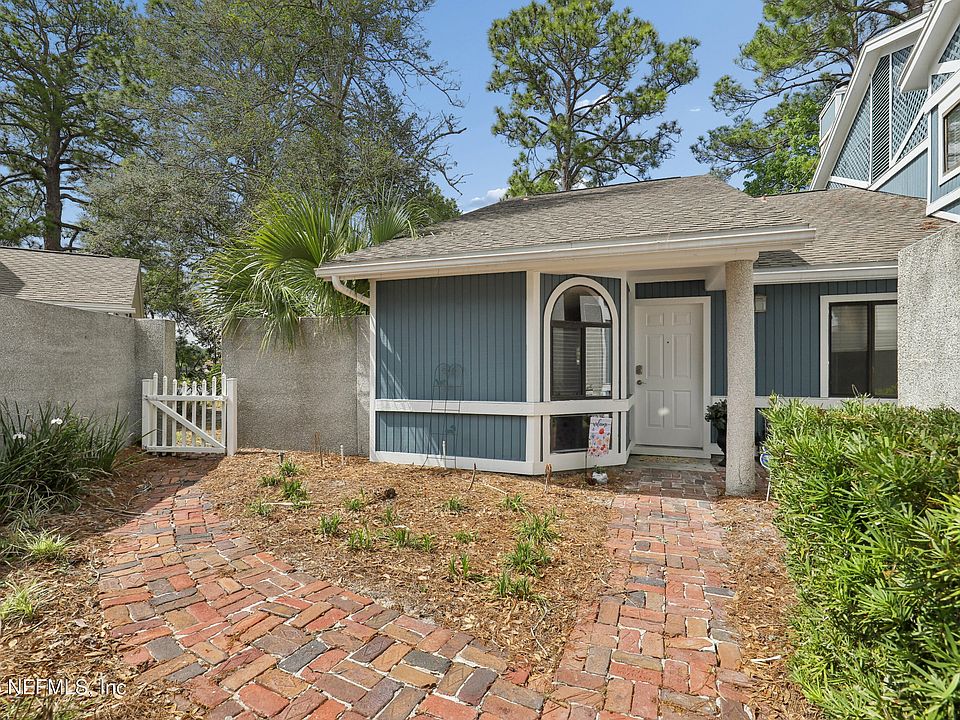 1st image of 8118 BAYMEADOWS Circle E #17