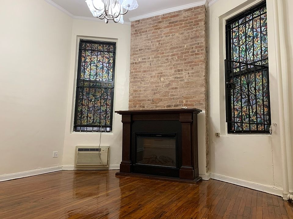 1st image of 159 Halsey St #1A