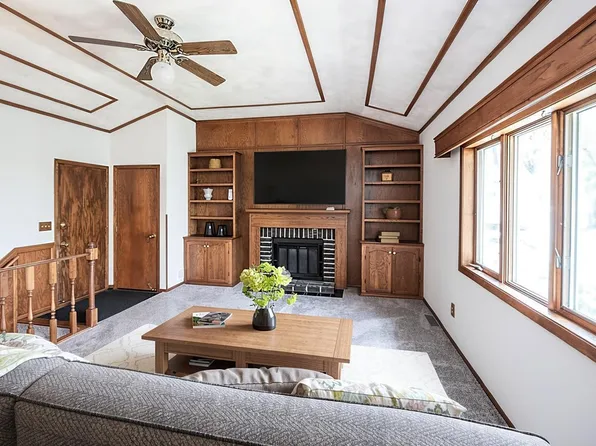 17600 Italy Path, Lakeville, MN 55044