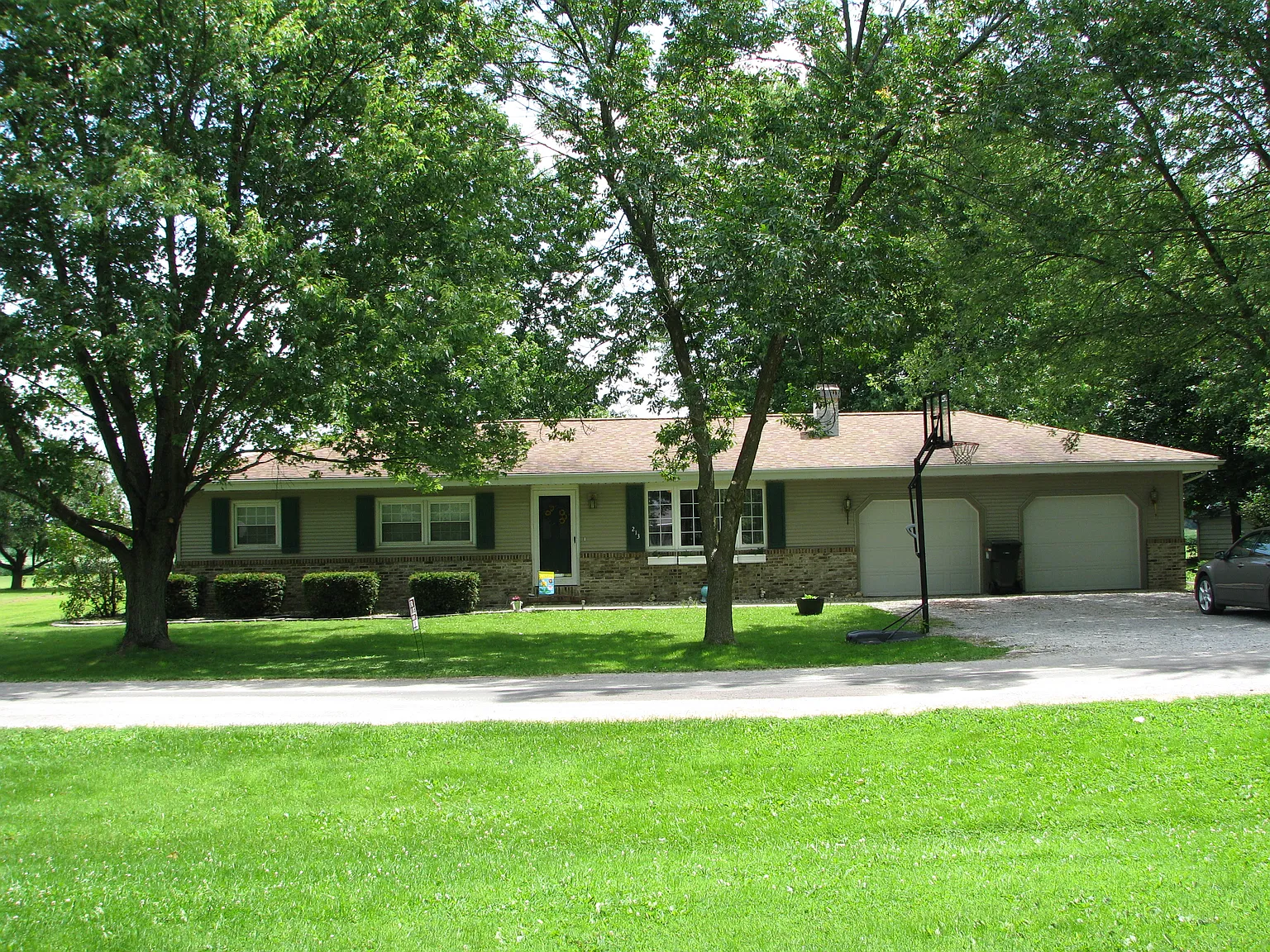 213 Tennessee St photo 1