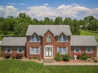 607 Cundiff Ln, Shepherdsville, KY 40165