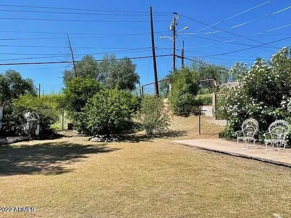 1st image of 1391 W Calle Paisano