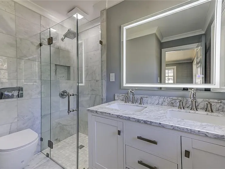 2325 Elmwood Cir SE — Photo 22