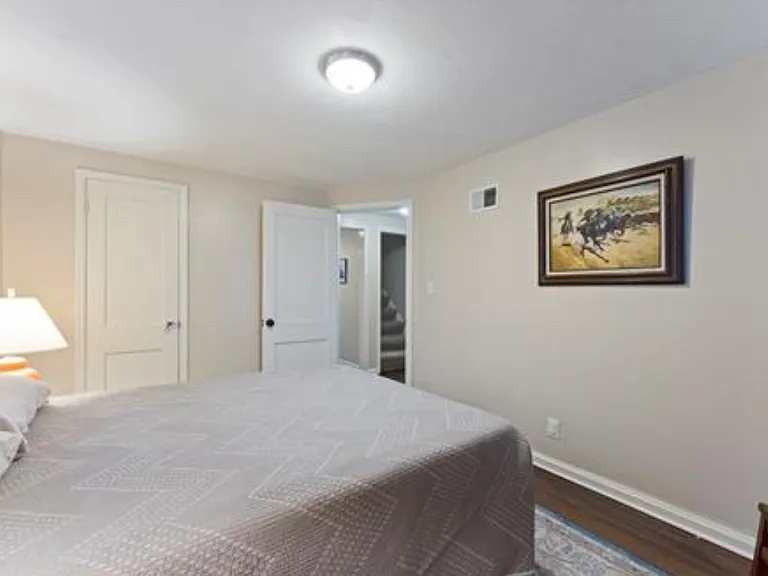 4208 W 74th Ter — Photo 23