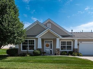609 Sienna Ridge Dr, West Des Moines, IA 50266