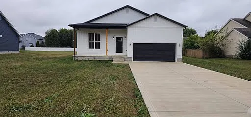 4530 Buckeye Run — Photo 2