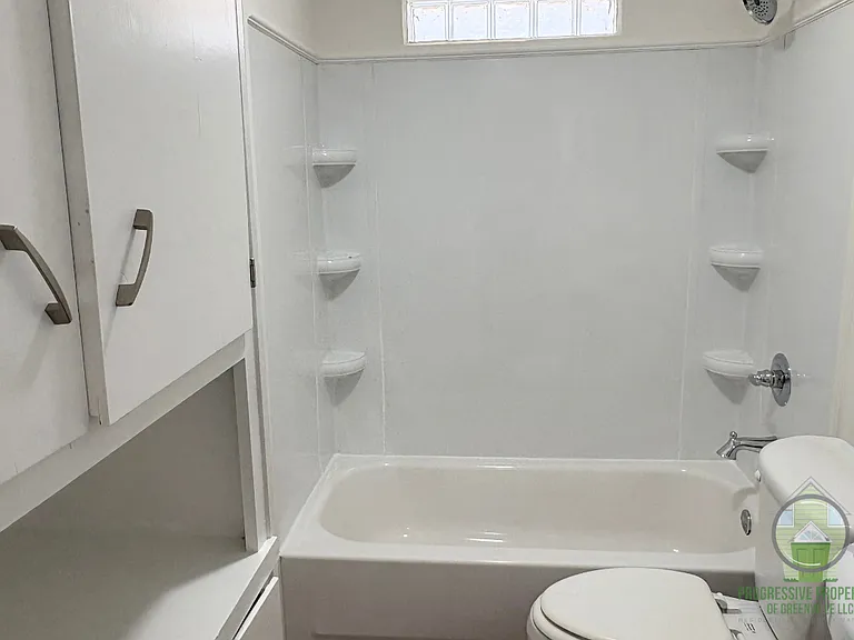 518 Perry Ave — Photo 8