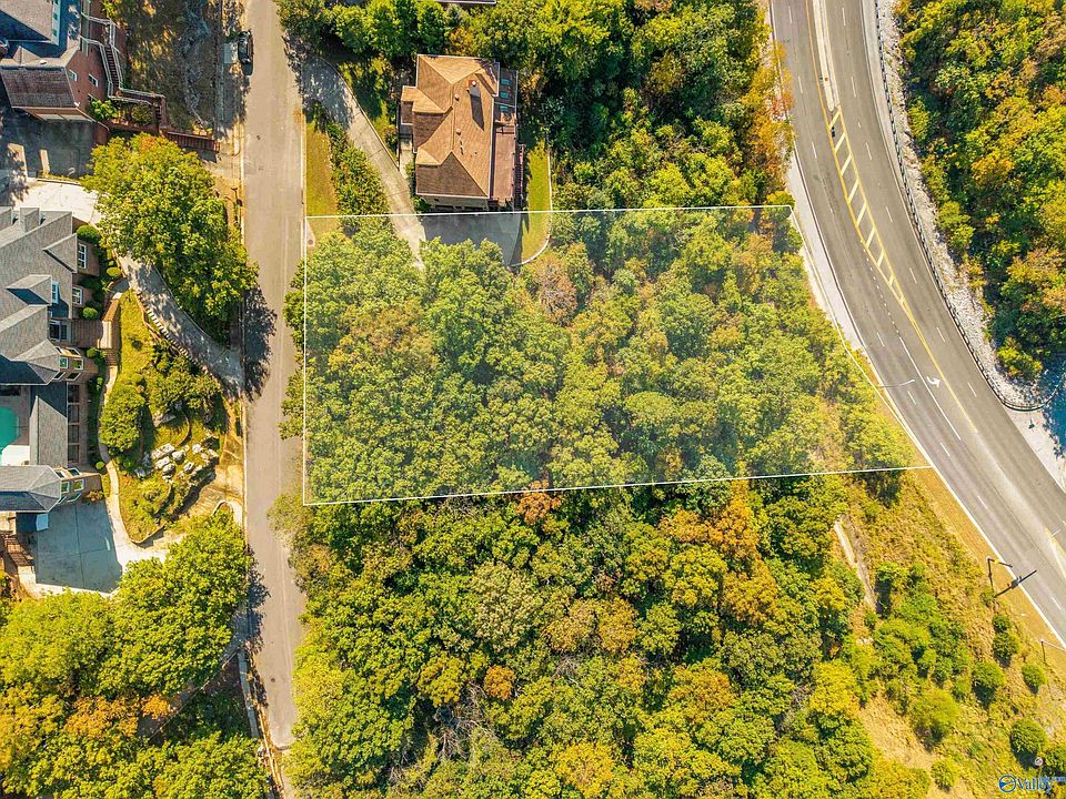 1st image of 7724 Donegal Dr SE