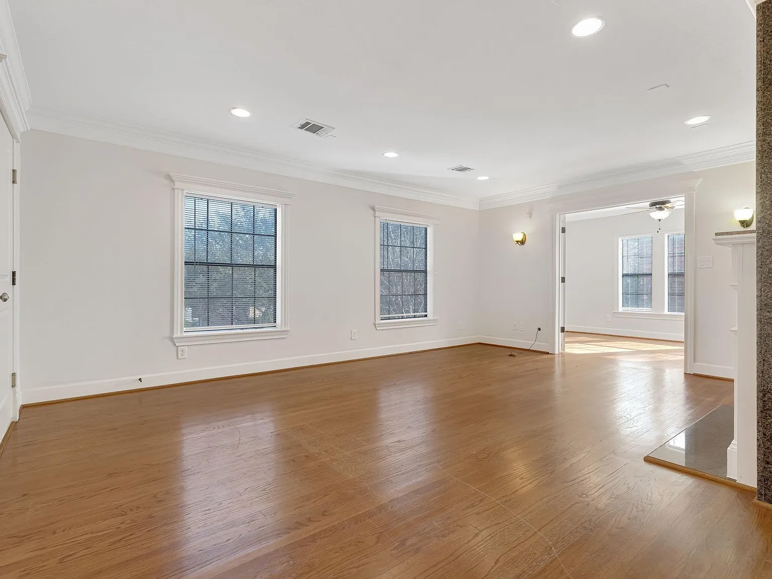 2 bed, 2.0 bath, 1500 sqft, $1,750 — Photo 3