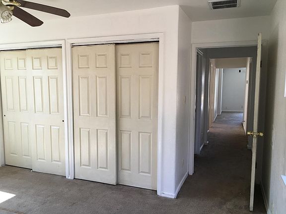 4th image of 5321 E Miller Ave