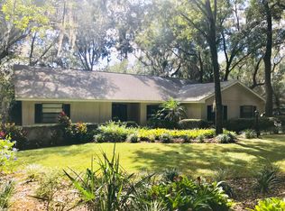 103 Holly Tree Ln, Brandon, FL 33511