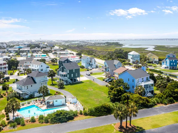 107 Island Quay Court, Atlantic Beach, NC 28512
