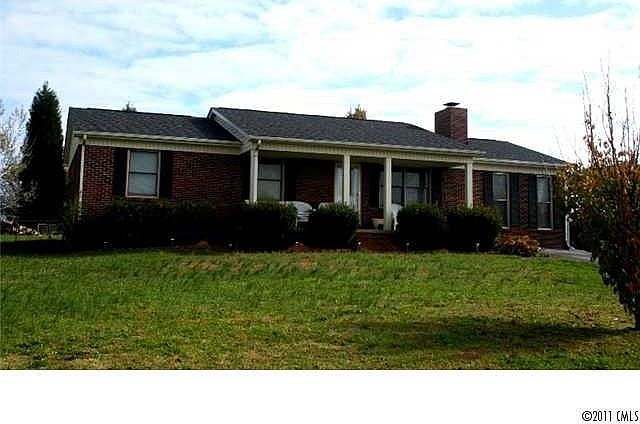 2nd image of 103 Brantley Dr