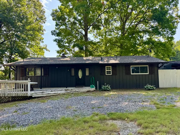 2570 Pine Dr, Hernando, MS 38632