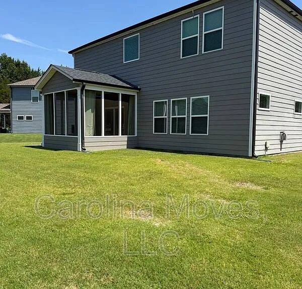 2103 Greasby Ct — Photo 5