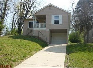 8110 Shellbark Ave, Saint Louis, MO 63114