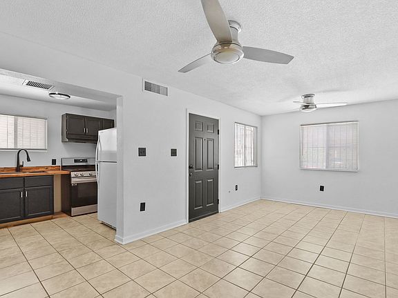 5th image of 11048 Sunshine Ct