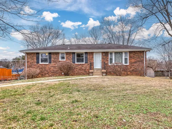8315 Luree Ln, Hermitage, TN 37076