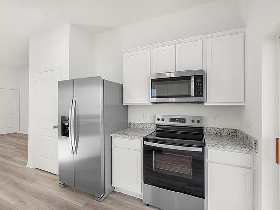 4th image of 13319 Tula Loop