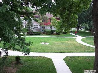 13627 Jewel Ave #A, Kew Gardens Hills, NY 11367