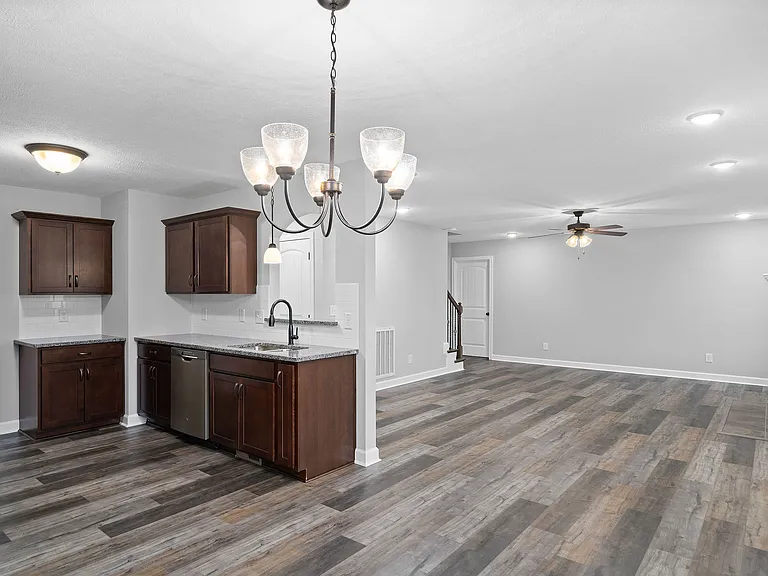 345 Rye Dr — Photo 11