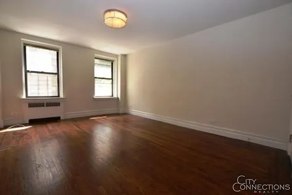 Rented by City Connections Realty | media 29