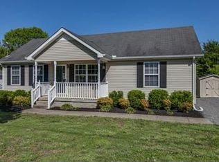 1505 Caney Fork Ct, La Vergne, TN 37086