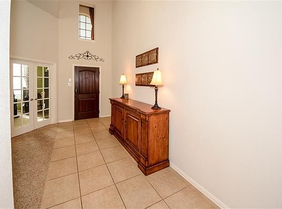 2nd image of 3004 Sprucewood Dr