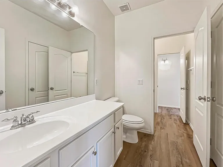 3732 W Glass Ln — Photo 18